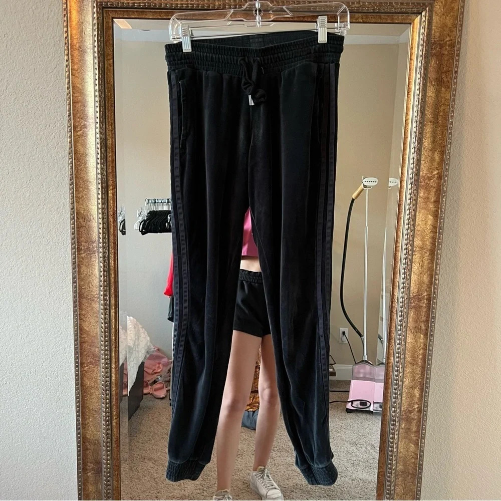 Neo by adidas velvet sweat pants